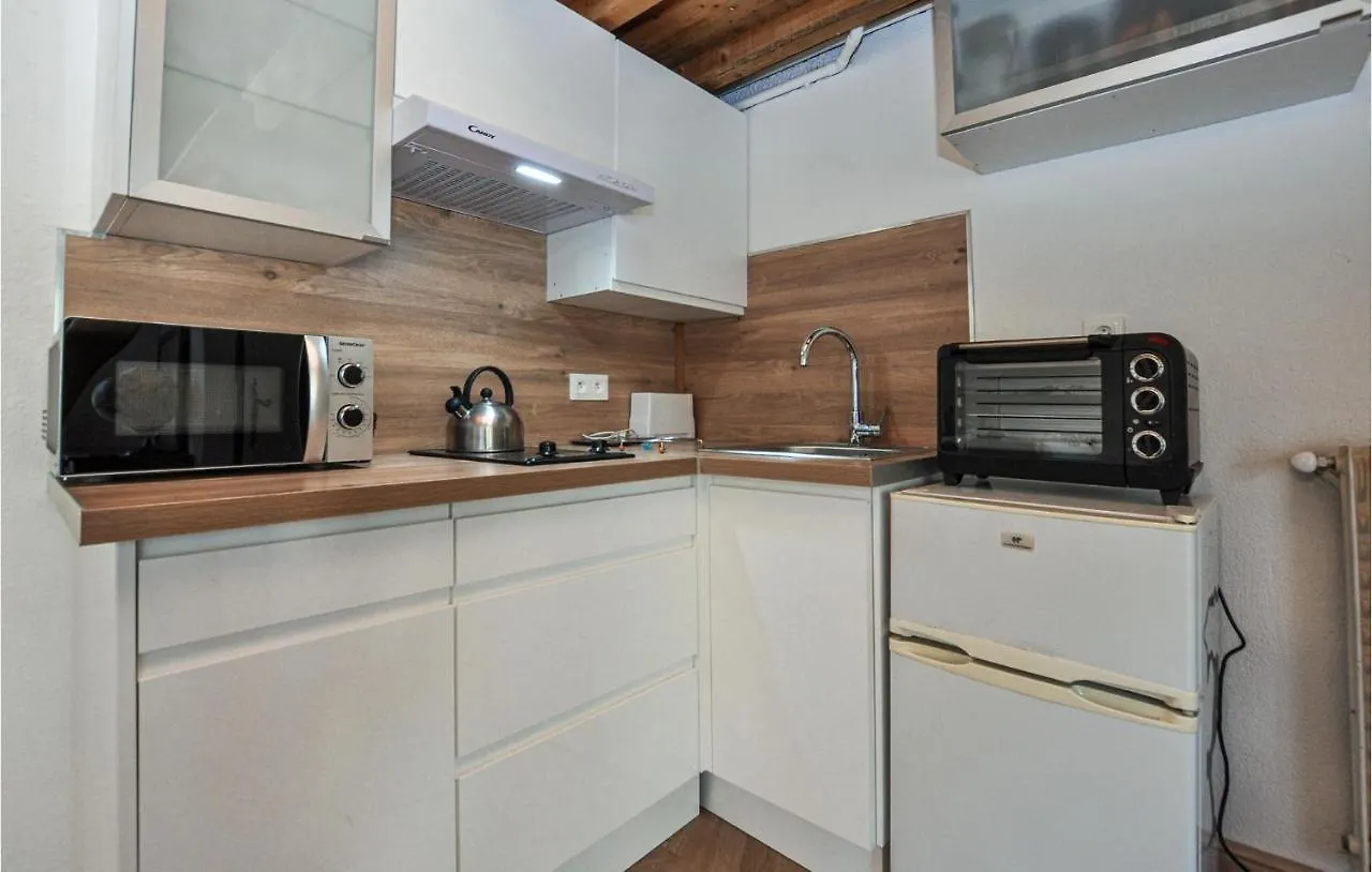 Cozy Home In Mouans-Sartoux With Kitchen Σπίτι διακοπών